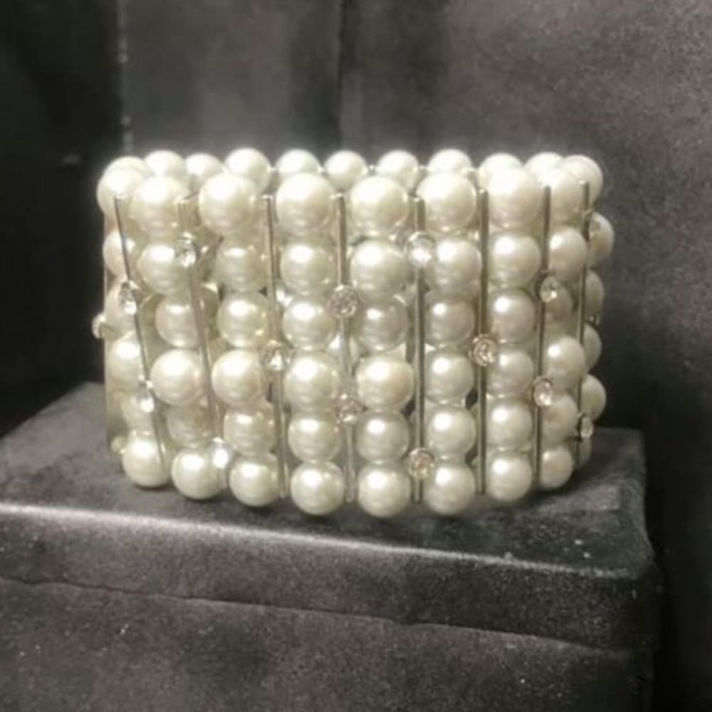 Pearl and cz bracelet